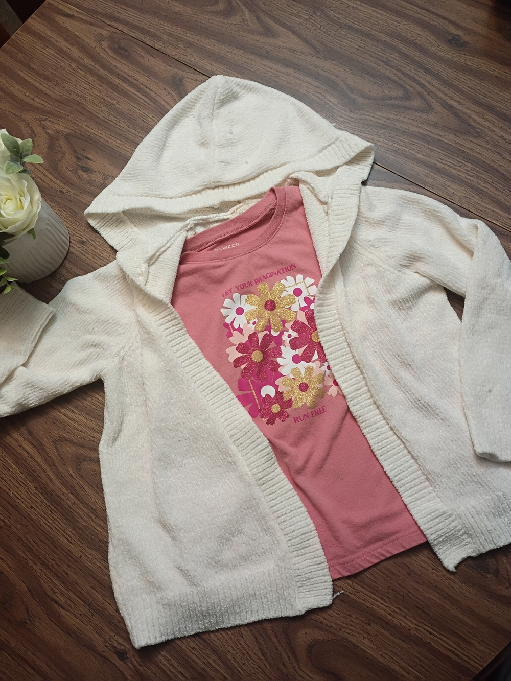 🌺btween Cream Hooded Open-Front Knit Cardigan with Pink Floral Tee Set Size 8